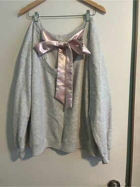 Light Gray Women’s Slouchy Sweatshirt with Pink Satin Bow along back